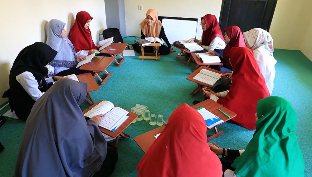 Mewarnai Ramadhan dengan Alquran