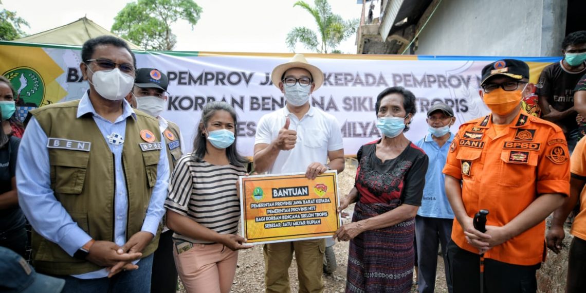 Jabar Beri Rp1 Miliar untuk Korban Longsor NTT