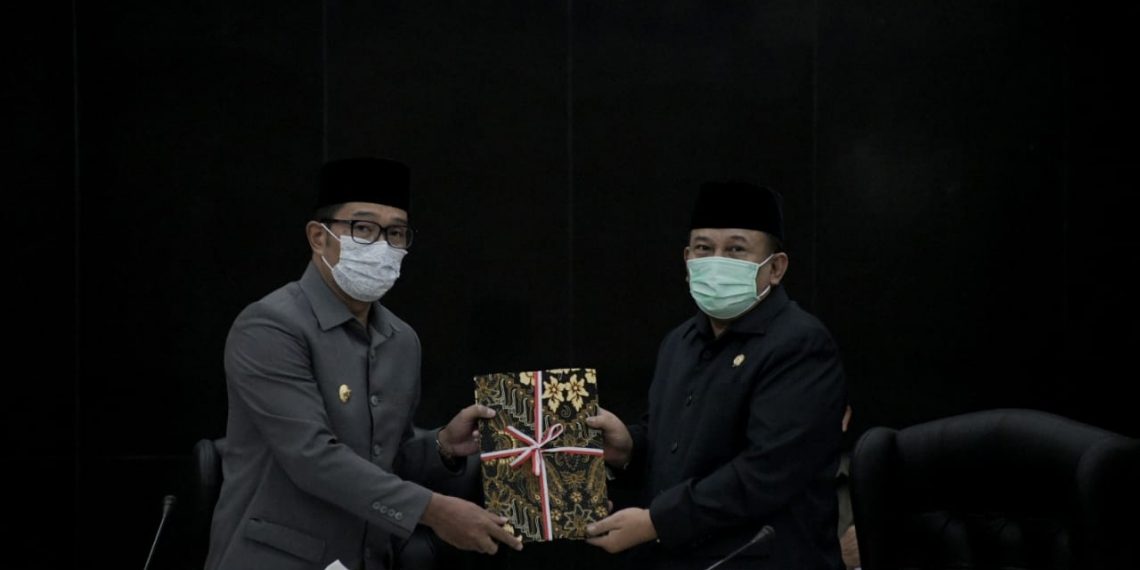 LKPJ Gubernur Jabar 2020 Diterima DPRD