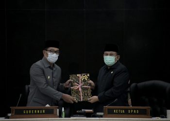 LKPJ Gubernur Jabar 2020 Diterima DPRD