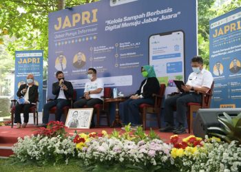 Jabar Komitmen Kelola Sampah Berbasis Digital