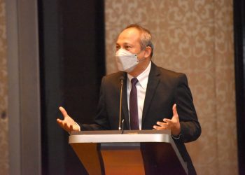 Kinerja Jabar dalam Tangani Pandemi COVID-19 Memuaskan