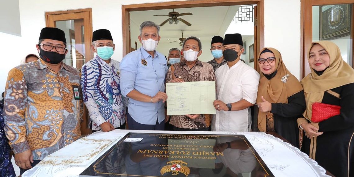 Lagi, Pemkot Bandung-BPN Berikan Sertifikat Tanah Masjid?