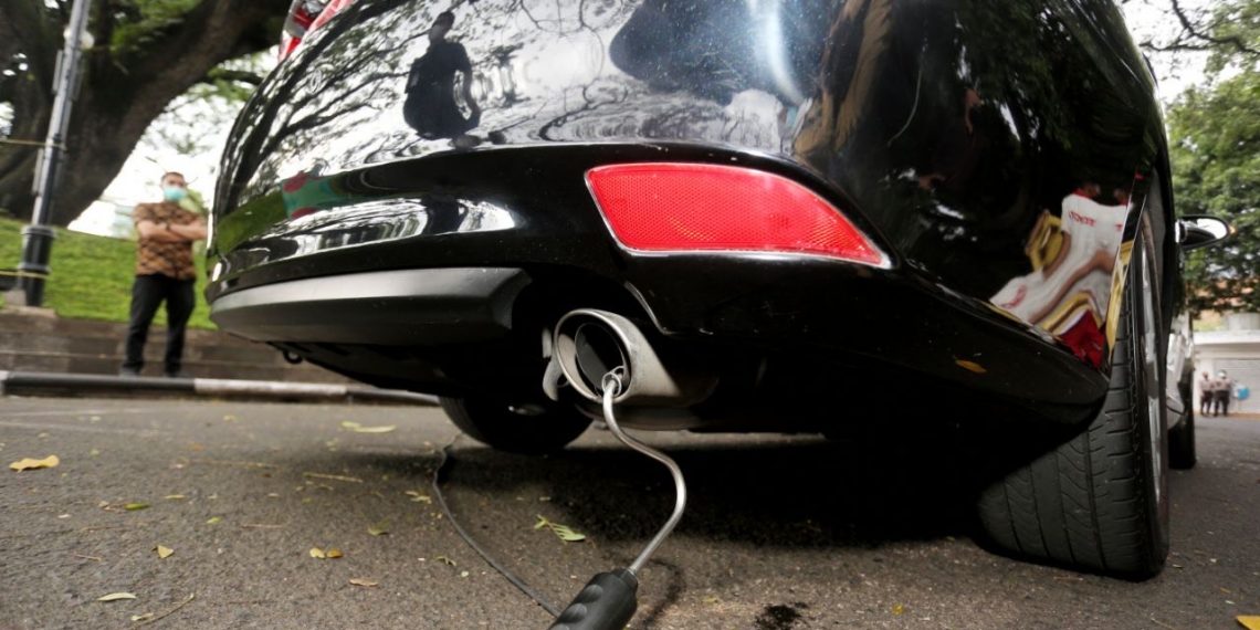 Demi Menjaga Kualitas Udara, Banyak Mobil ‘Kena Razia’ Uji Emisi di Kota Bandung
