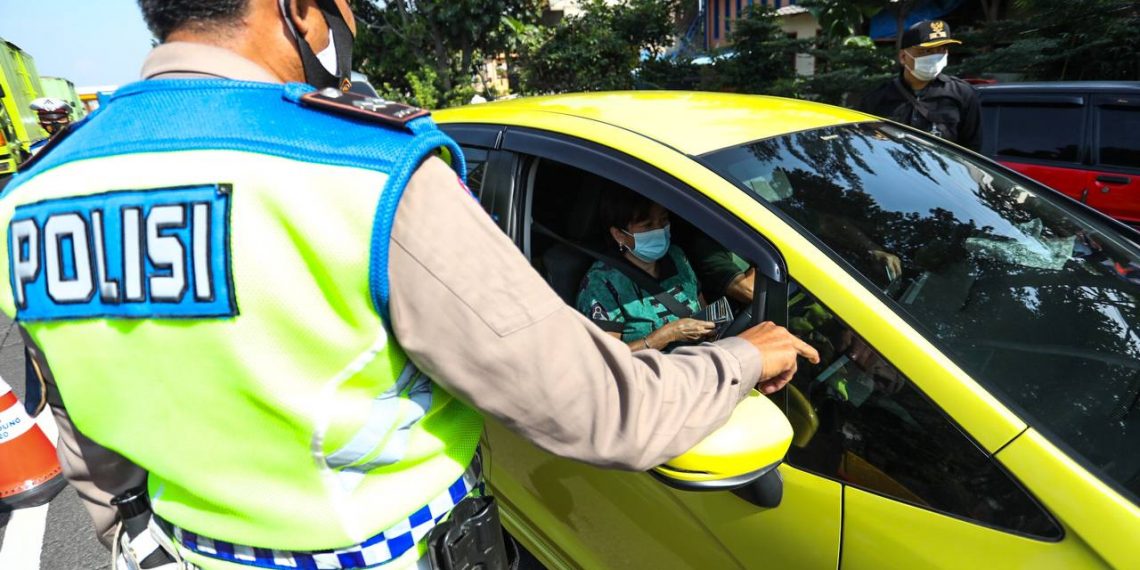 Ratusan Kendaraan Kena Razia Larangan Mudik di Kota Bandung