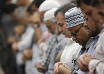 Booking Tempat Shalat, Boleh Nggak Sih?