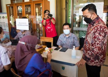 Tinjau ke Depok dan Bekasi, Kadisdik Jabar Jamin Pelaksaan PPDB Berjalan Baik