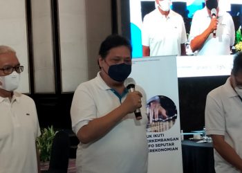 Menteri Airlangga Target 8,2 Juta Warga Dapat Program Kartu Prakerja