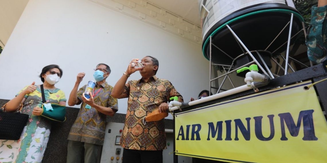 Pemkot Bandung Terima Bantuan Instalasi Air Minum