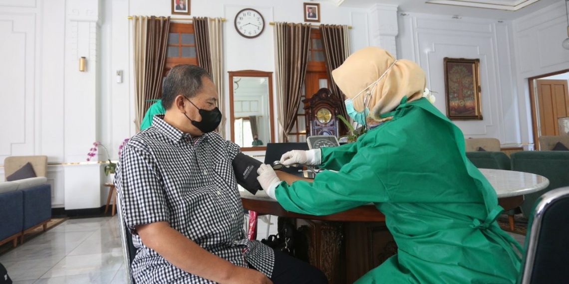 Oded: Vaksin Lansia On Progress, Kenaikan Kasus Banyak Variabel