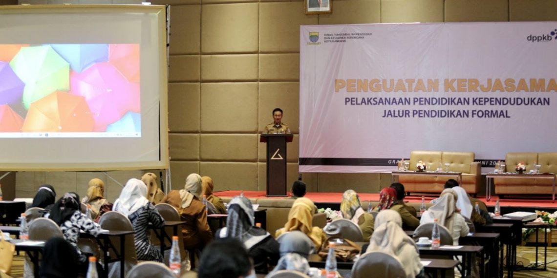 Hadapi Bonus Demografi, Pemkot Bandung Hadirkan Sekolah Siaga Kependudukan