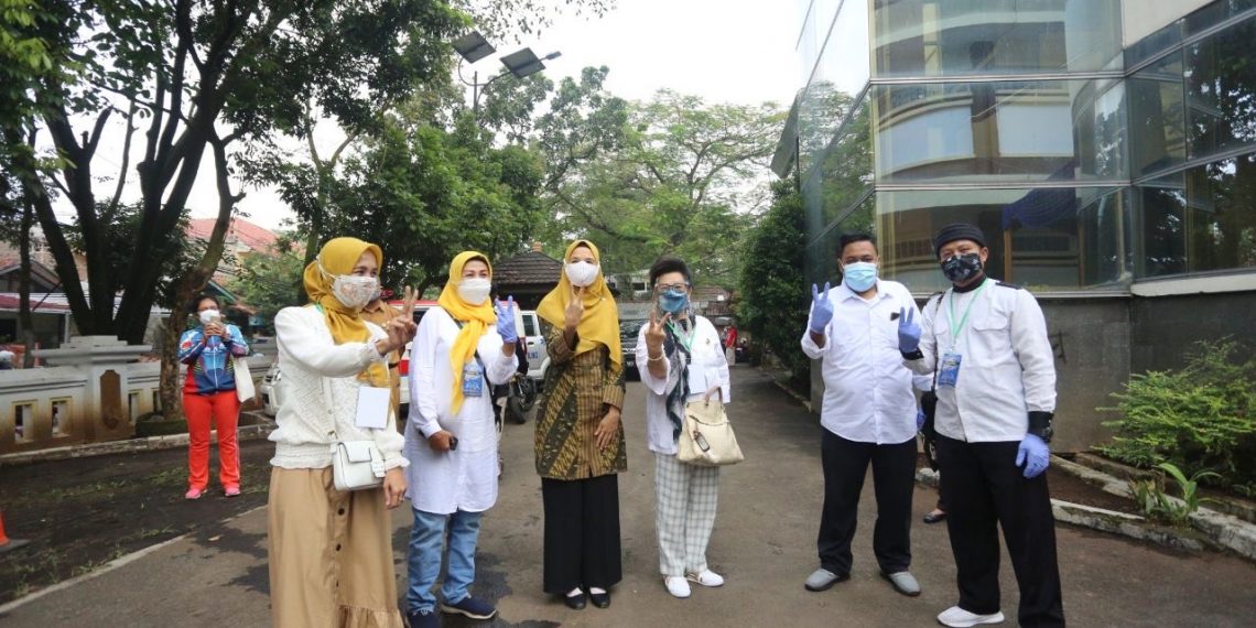 Tinjau Vaksinasi Massal, Wakil Ketua FBS Ingatkan Prokes