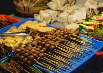 Tempat Kuliner Malam Paling Dicari di Bandung