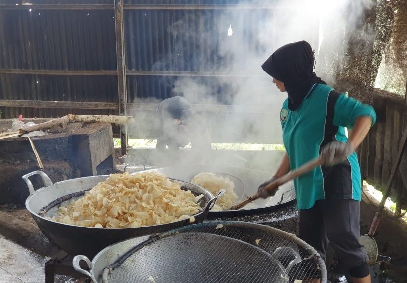 Semangat Pengrajin Singkong Bertahan Ditengah Pandemi
