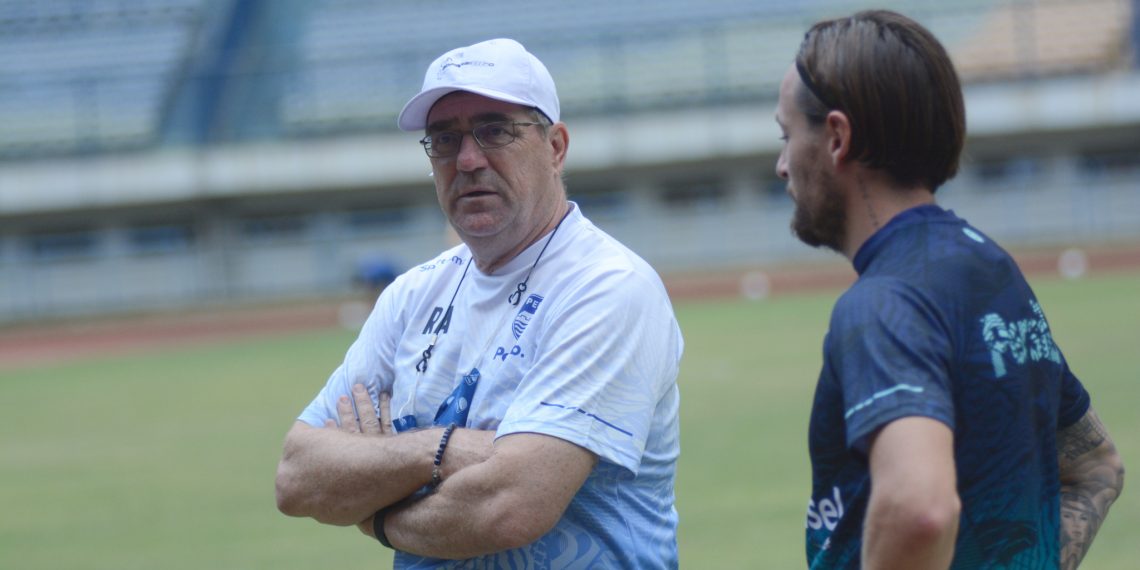 Menakar Polemik #ReneOut Usai Persib Kembali ke Trek