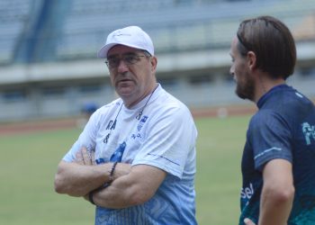 Menakar Polemik #ReneOut Usai Persib Kembali ke Trek