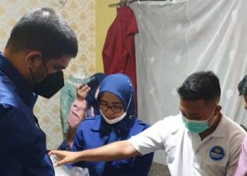 NasDem Beri Bantuan Kursi Roda Bagi Warga Kabupaten Bandung