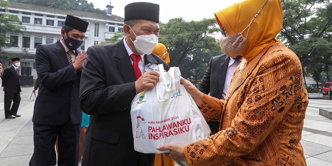 Oded Ajak Warga Tanamkan Sikap Kepahlawanan