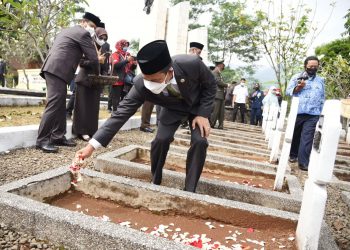 Bupati Bandung: Dulu Belanda, Sekarang Lawan Covid-19