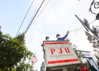 Selamat Tinggal Kabel Semrawut di Kota Bandung
