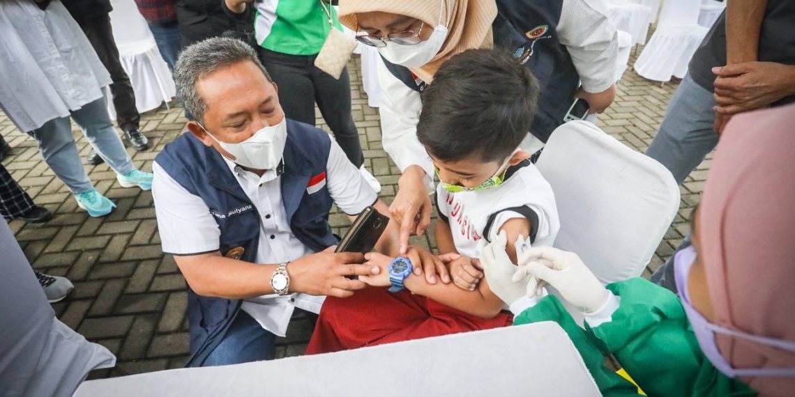 Kota Bandung Kick Off Vaksinasi Usia 6-11 Tahun