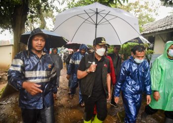Bupati DS Tinjau Langsung Banjir Cileunyi Wetan