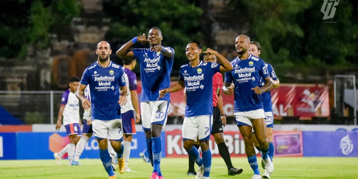 Sembilan Pemain Persib Positif COVID-19, Lawan Persikabo Tetap Jalan