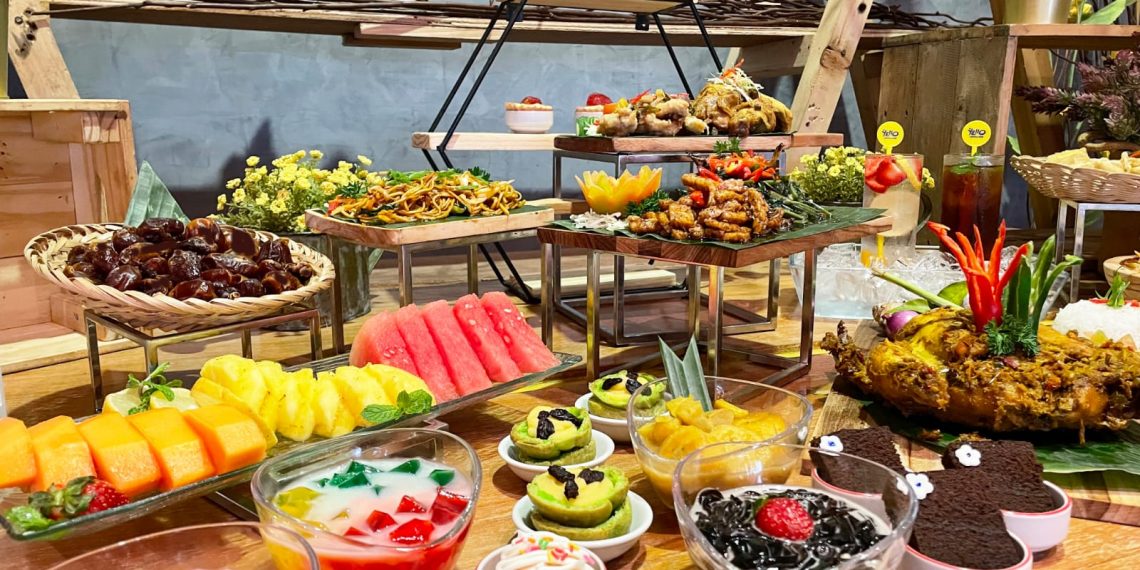 Ratusan Menu Masakan Nusantara Hadir di YELLO Hotel Paskal Bandung