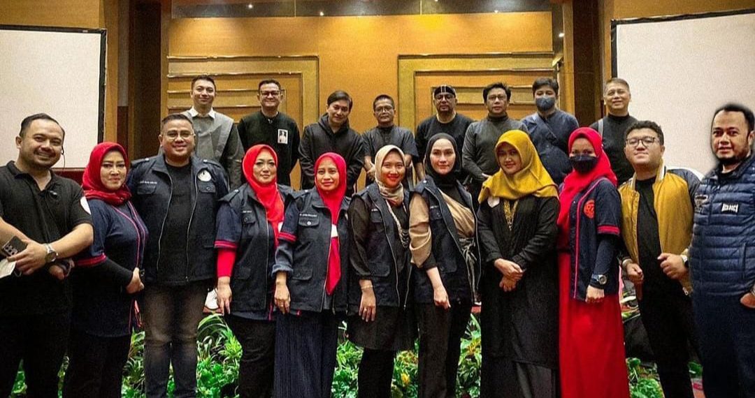 Kahitna Penutup Kesuksesan Ika Alumni FK Unjani 2017-2022