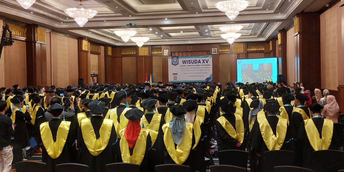 STIA Bandung Gelar Wisuda Secara Offline, Salah Satunya Plt Walikota Cimahi