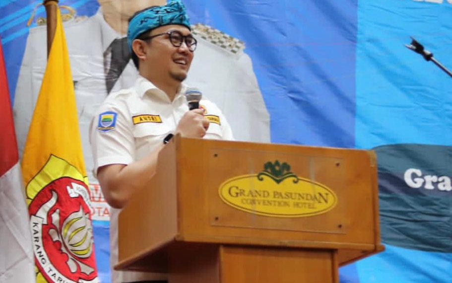 PDI Perjuangan Lirik Ketua Karang Taruna Bandung untuk Pilkada Bandung 2024