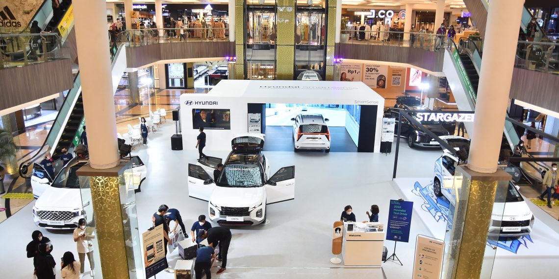 Hyundai STARGAZER Sapa Warga Kota Bandung,