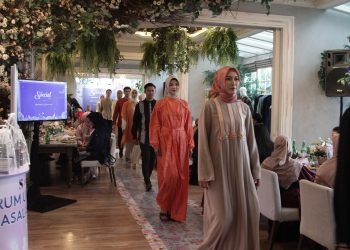 Koleksi Anyar Bertabur Kristal Warnai Hari Jadi Shafira ke 34