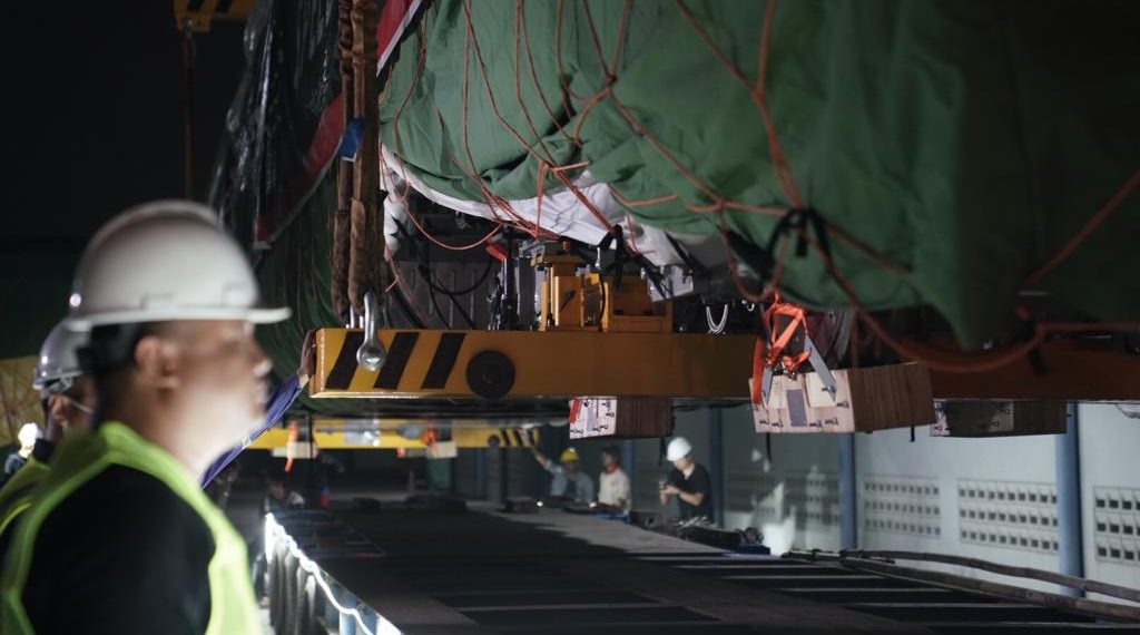 Rangkaian Kereta Inspeksi KCIC Mulai Dikirim ke Depo Tegalluar