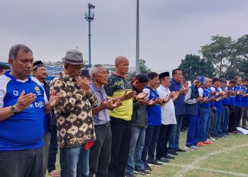 Kumpul di Stadion Sidolig, Mantan Pemain Persib Gelar Doa Bersama untuk Korban Kanjuruhan