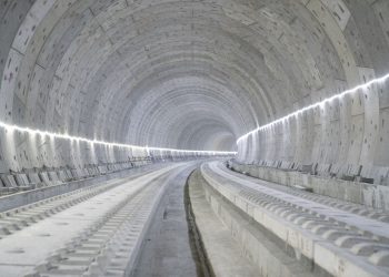 Konstruksi Bangunan KCJB Gunakan Teknologi Tahan Gempa