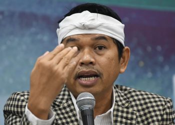 Dedi Mulyadi Mundur dari Golkar?