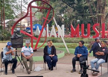 Diskusi Publik Kaukus Aktivis Lingkungan Bandung, Sampah Masalah Siapa?