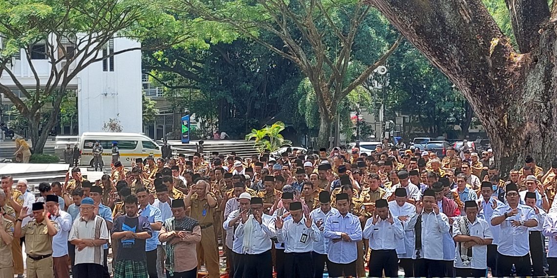 ASN Kota Bandung Gelar Salat Istisqa