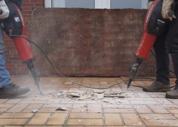 Satpol PP Kota Bandung Beri Peringatan Keras Bangunan Resto Burger untuk Segera Dibongkar