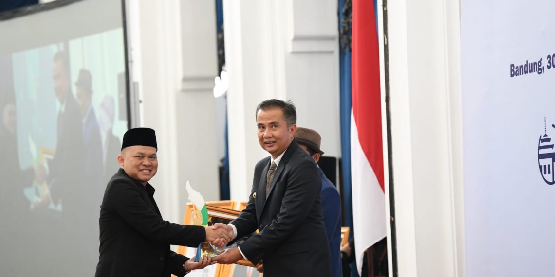 Baznas Jabar Raih Penghargaan dalam Keterbukaan Informasi Publik 2023